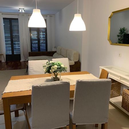 San Bernardo Family Apartment เซบีญา ภายนอก รูปภาพ