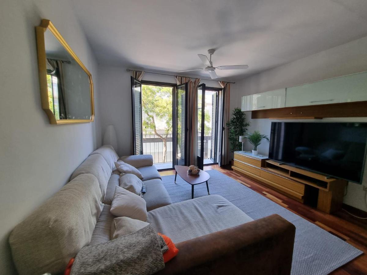 San Bernardo Family Apartment เซบีญา ภายนอก รูปภาพ