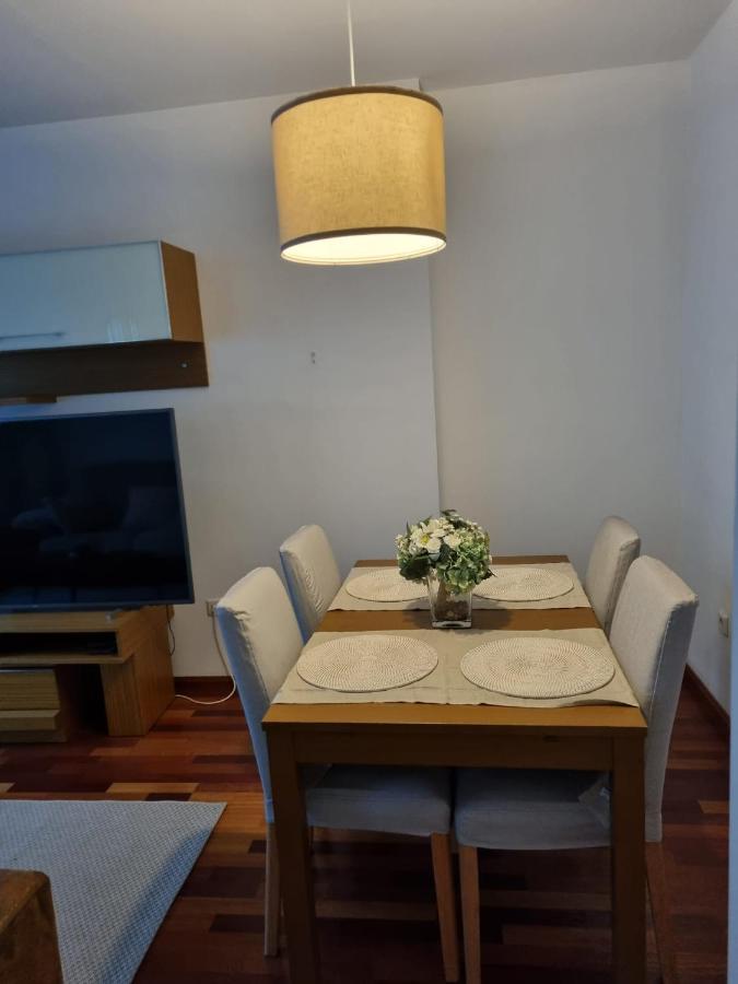 San Bernardo Family Apartment เซบีญา ภายนอก รูปภาพ