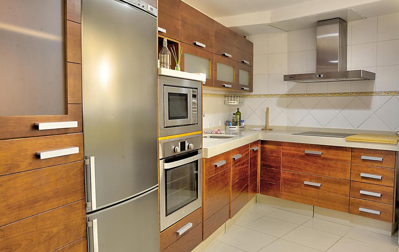 San Bernardo Family Apartment เซบีญา ภายนอก รูปภาพ