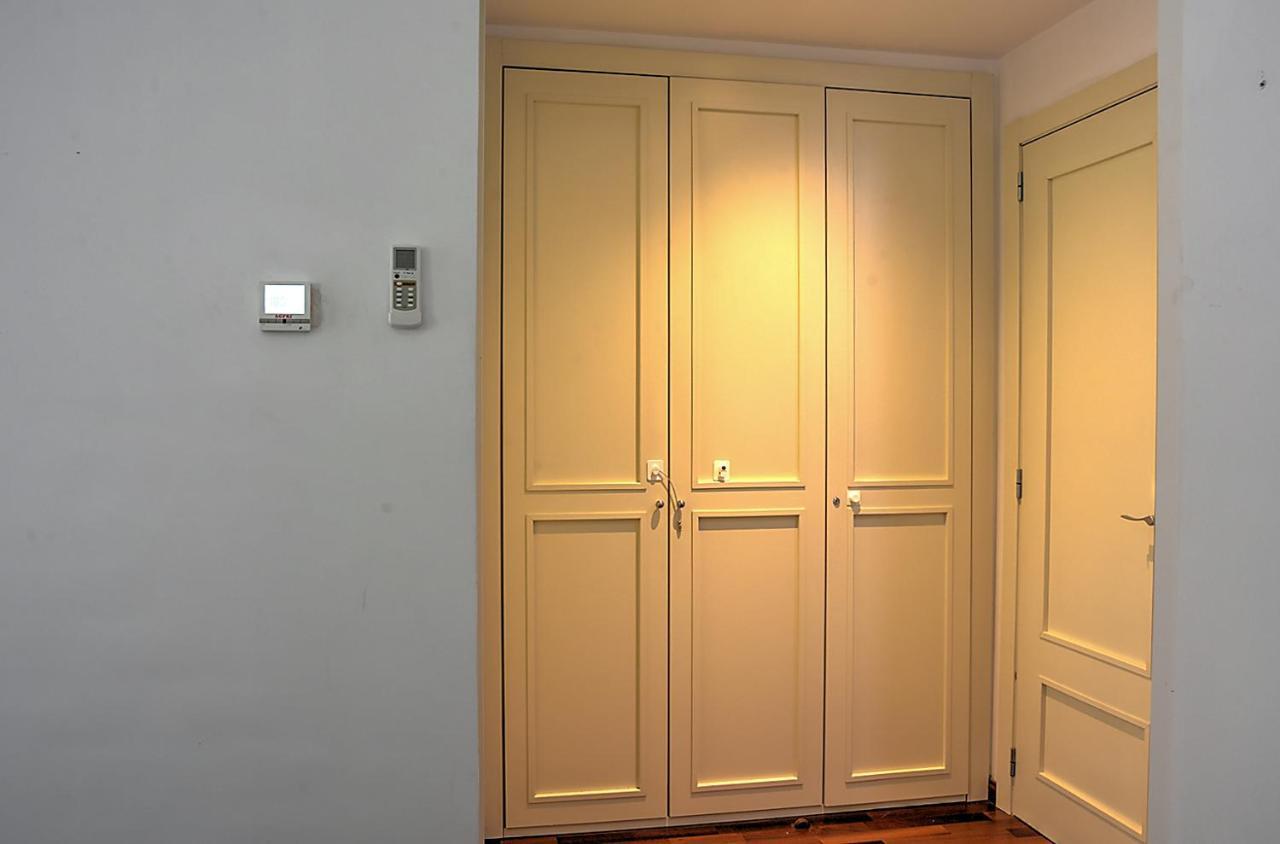 San Bernardo Family Apartment เซบีญา ภายนอก รูปภาพ