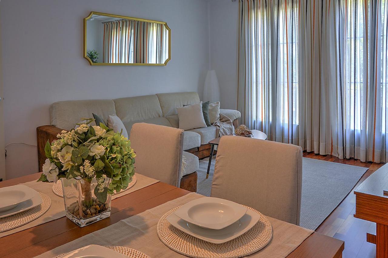 San Bernardo Family Apartment เซบีญา ภายนอก รูปภาพ
